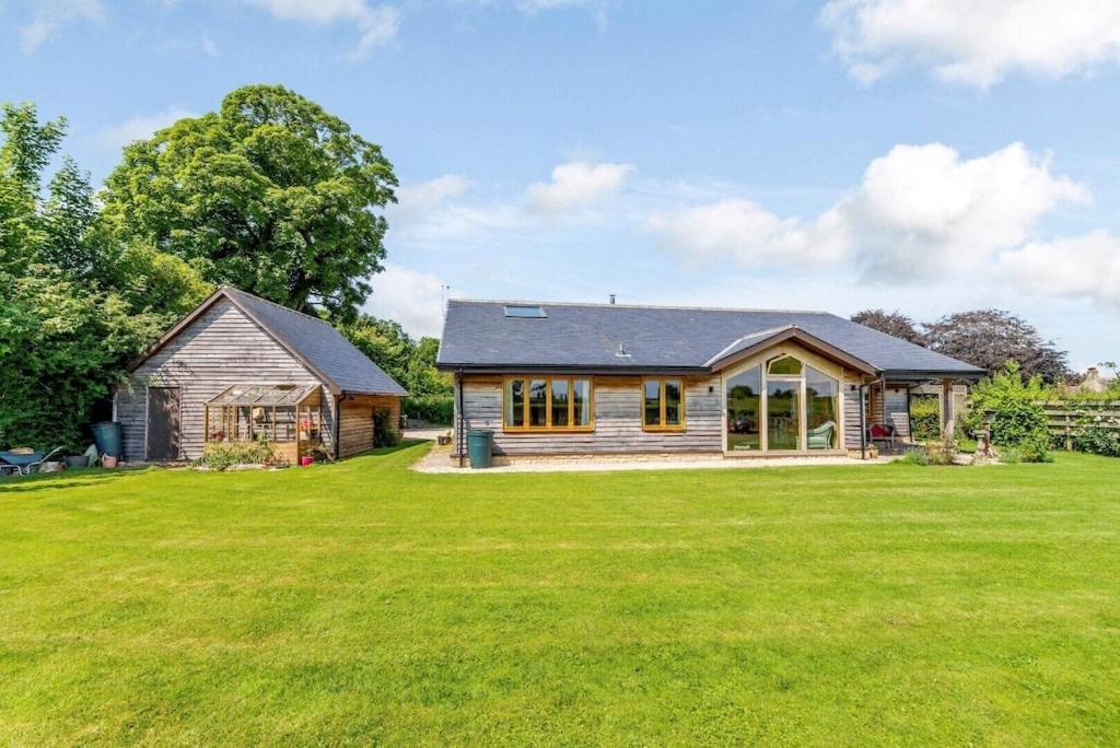Peaceful Pretty Cottage With Fabulous Rural Views And Open Space. New Listing Bishop Monkton 外观 照片